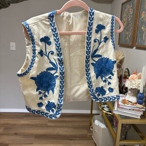 Zara Blue & White Flower Vest